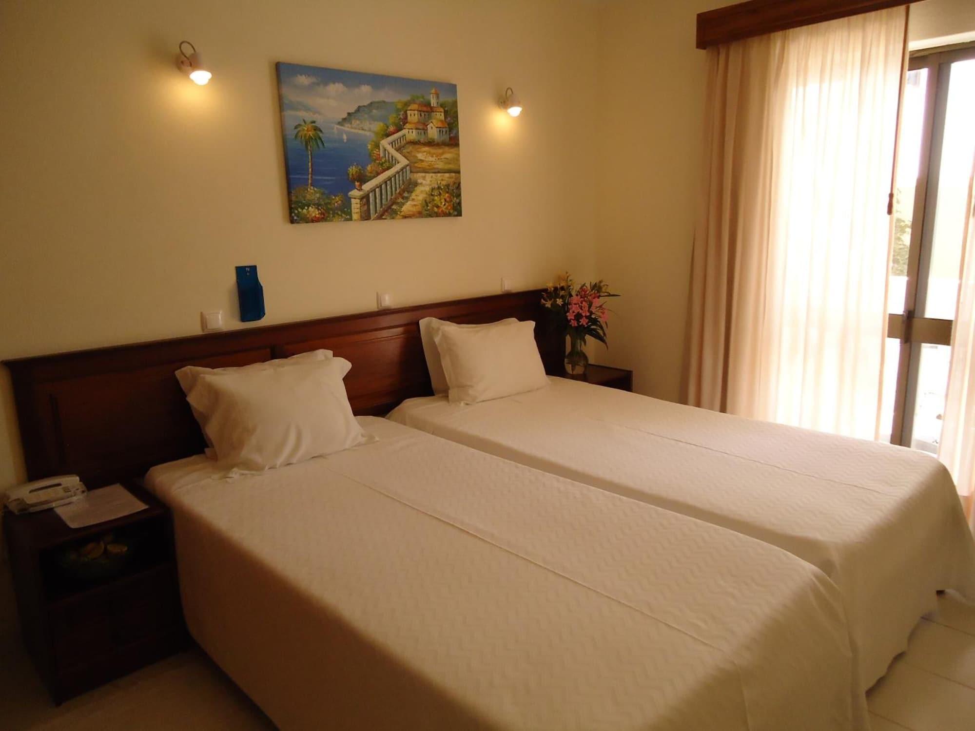 Boutique Hotel Marina S. Roque Lagos Eksteriør bilde