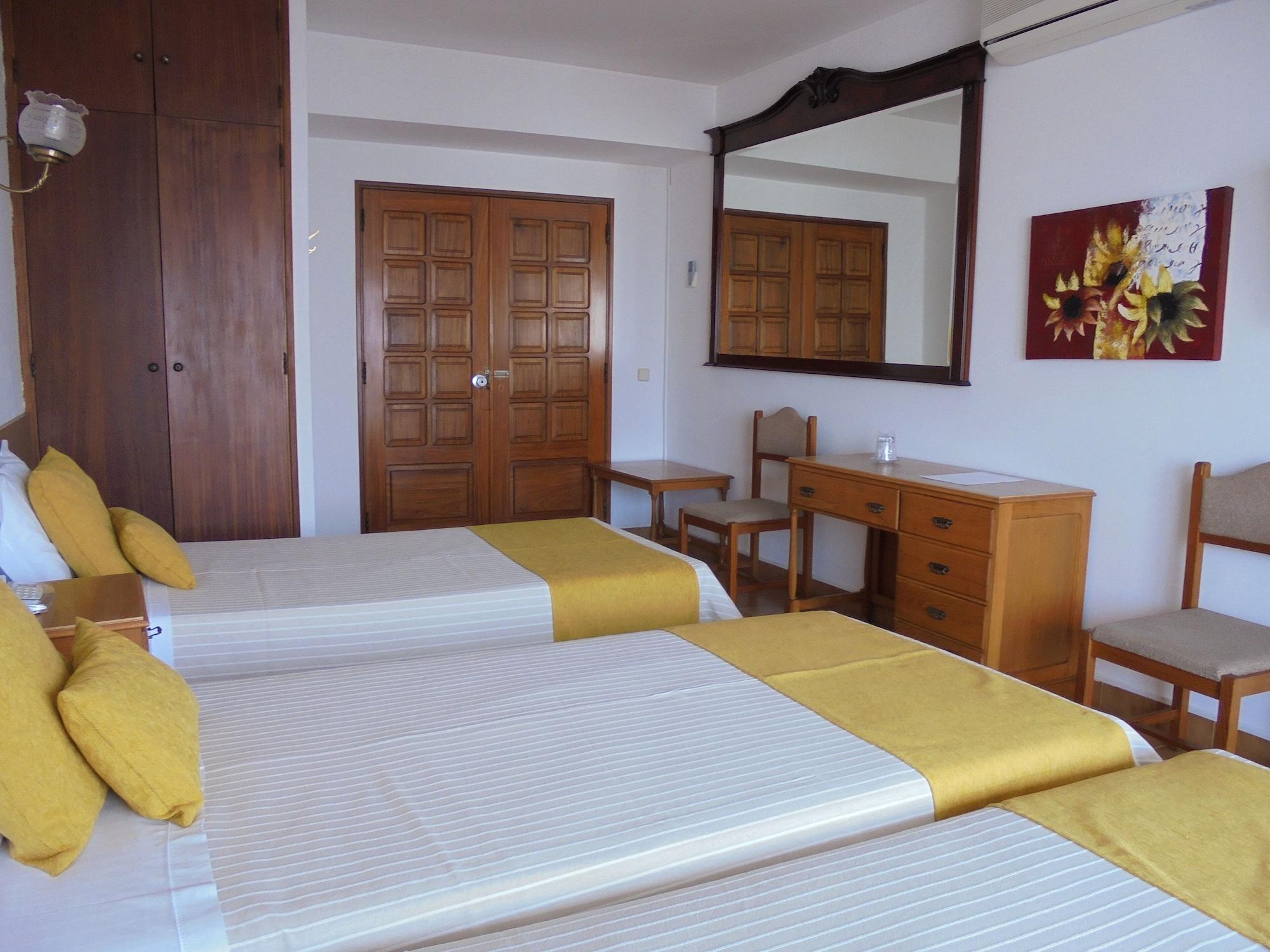 Boutique Hotel Marina S. Roque Lagos Eksteriør bilde