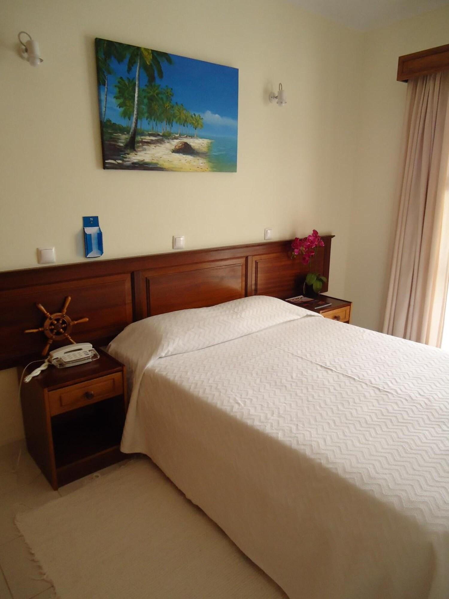Boutique Hotel Marina S. Roque Lagos Eksteriør bilde